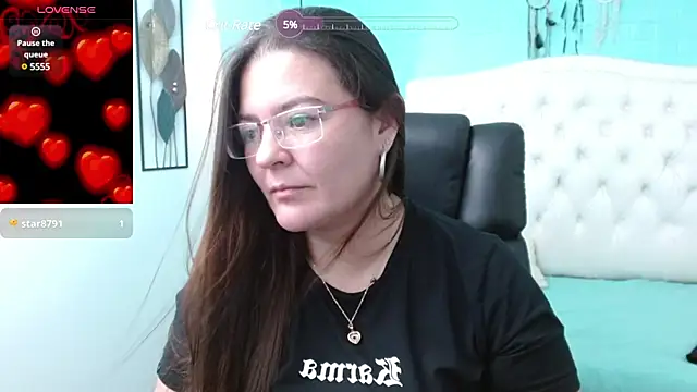 MsJossie online show from 25, 1, 2025