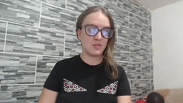 Venus Santana online show from 5, 12, 2024