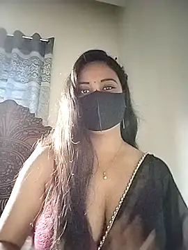 Snapshot of SimaRoy- chatting on 6, 4, 2026 SimaRoy- online show from 6, 4, 2026