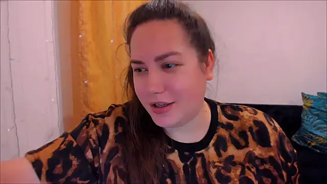  madalexa  online show from 5, 2, 2025