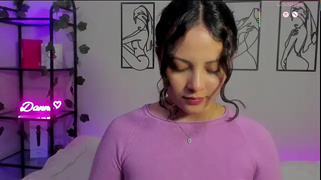 Megan Rodrigo online show from 12, 2, 2025