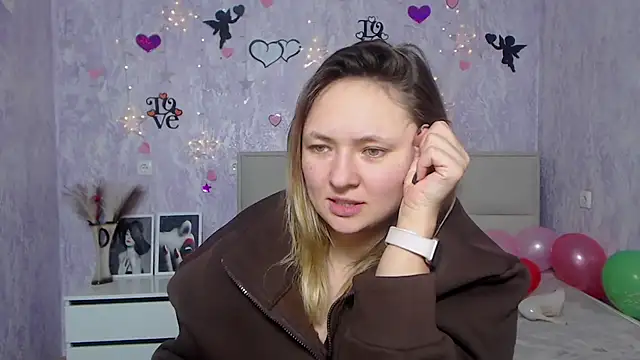 SallyVerda online show from 1, 2, 2025