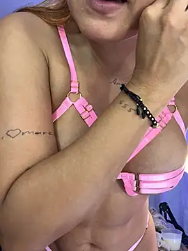 Amber Martins  online show from 27, 2, 2025