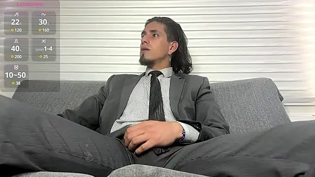 Snapshot of Tom_blunt96 chatting on 31, 12, 2024 Tom blunt96 online show from 31, 12, 2024