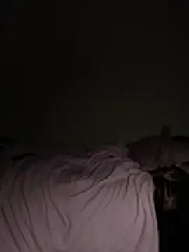 Snapshot of niesmialy39oon chatting on 13, 11, 2025 niesmialy39oon online show from 13, 11, 2025