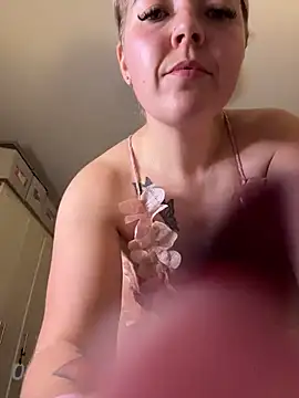 xxcurvyjessiexx online show from 3, 11, 2025