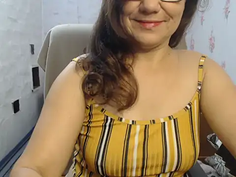 Snapshot of KittyyLaBeauty chatting on 26, 11, 2025 KittyyLaBeauty online show from 26, 11, 2025