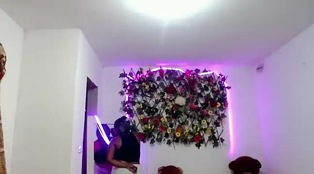 Snapshot of sexysusan4you chatting on 8, 2, 2025 sexysusan4you online show from 8, 2, 2025