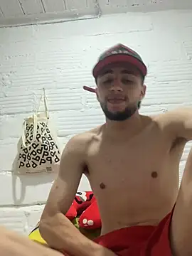 Snapshot of ever10183 chatting on 5, 4, 2026 ever10183 online show from 5, 4, 2026