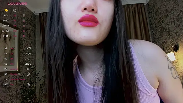 FreyaRaya online show from 5, 10, 2025