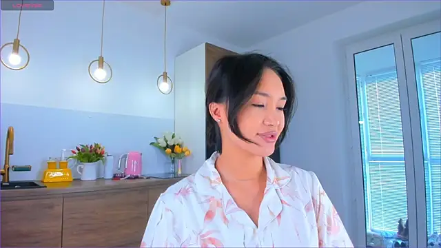 Sweet yasu online show from 5, 12, 2025