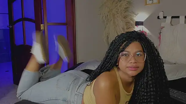 nayah   online show from 7, 2, 2025