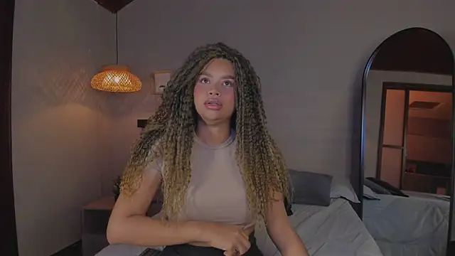 nayah   online show from 18, 3, 2025