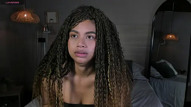 nayah   online show from 19, 3, 2026