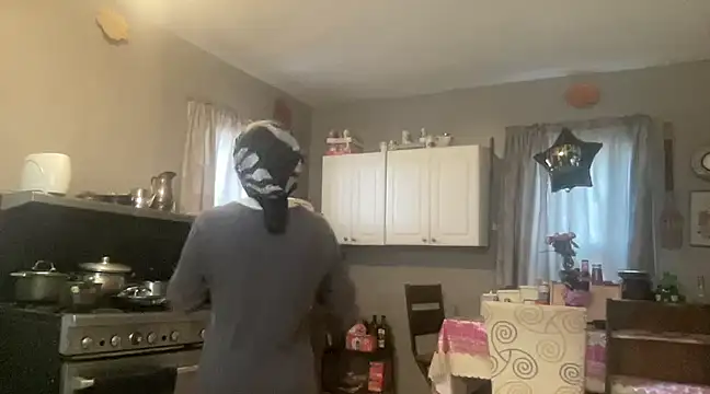 MommyConfident online show from 21, 2, 2025