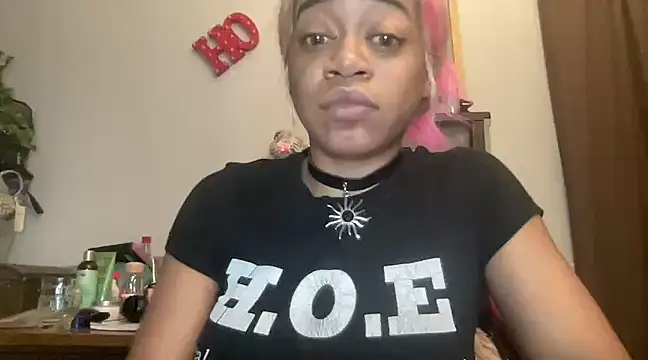 MommyConfident online show from 23, 3, 2025