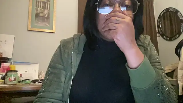 MommyConfident online show from 16, 12, 2025