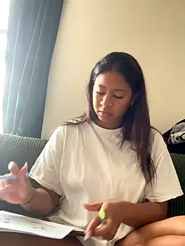 VanessaBling online show from 14, 11, 2025