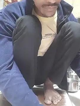 Snapshot of Burhade-- chatting on 8, 1, 2026 Burhade-- online show from 8, 1, 2026