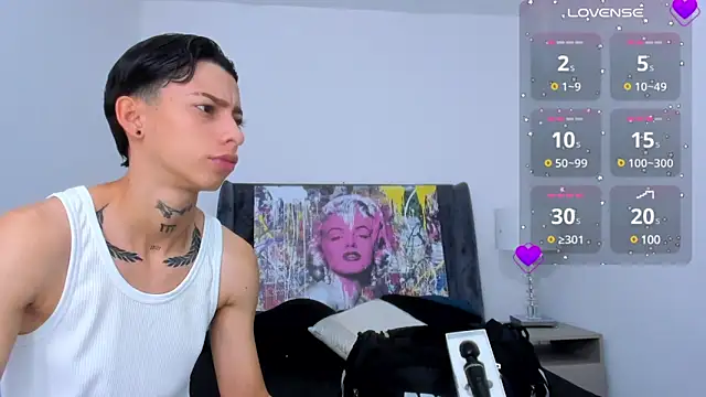 AmberAdams  online show from 18, 12, 2024