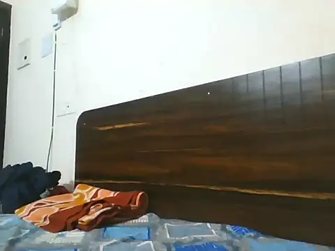 Dusky Aarav online show from 28, 9, 2025