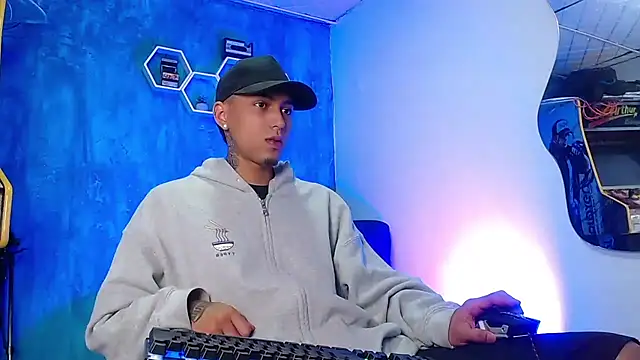 Liam lee online show from 12, 1, 2025