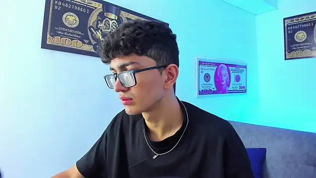 TylerWhite  online show from 29, 1, 2025