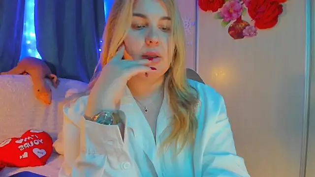 CoraSwon online show from 9, 2, 2025