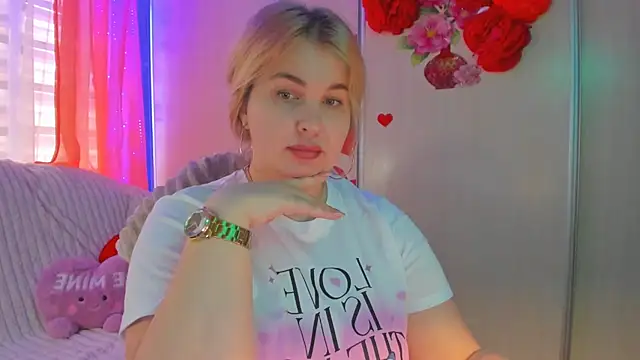 CoraSwon online show from 14, 3, 2025