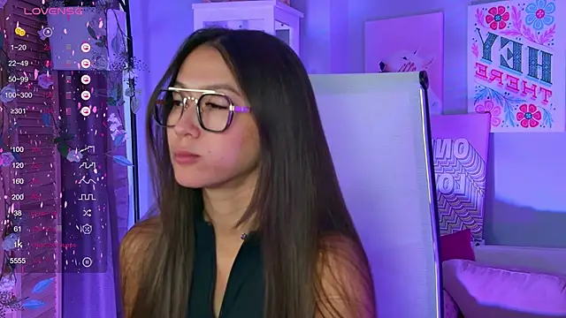 LanaBaker online show from 12, 9, 2025