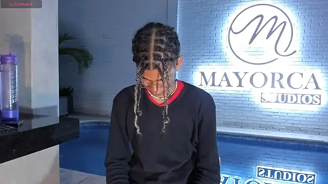 Maxim-Walker online show from 22, 2, 2025