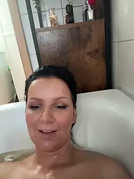 Off  Melonenmandy online show from 15, 6, 2026