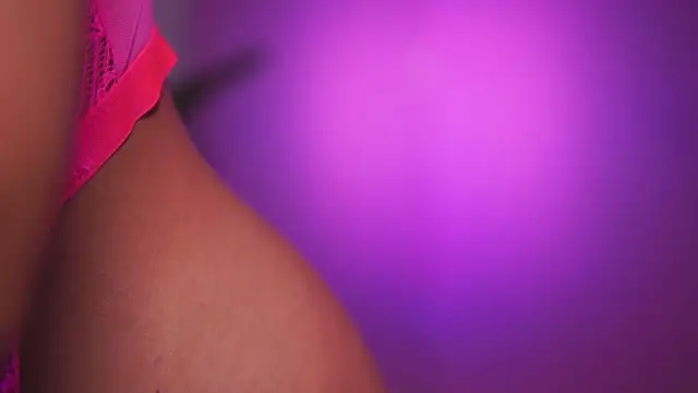 Snapshot of NatyDesiree chatting on 12, 3, 2025 NatyDesiree online show from 12, 3, 2025