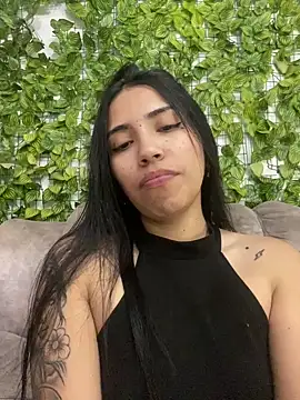 Snapshot of SaritaHot_69 chatting on 7, 1, 2025 SaritaHot 69 online show from 7, 1, 2025