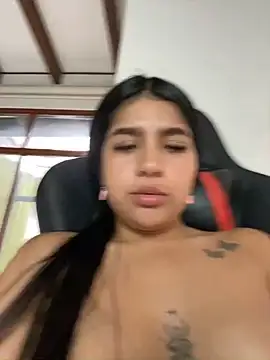 Snapshot of SaritaHot_69 chatting on 10, 2, 2025 SaritaHot 69 online show from 10, 2, 2025