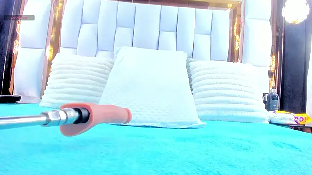 RileySweett online show from 1, 11, 2025