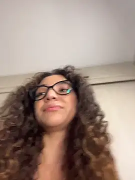 uniquerossie online show from 19, 1, 2026