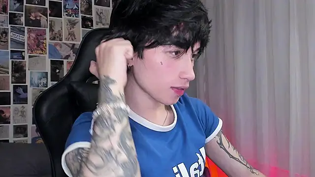 Snapshot of liamelf chatting on 25, 9, 2025 liamelf online show from 25, 9, 2025