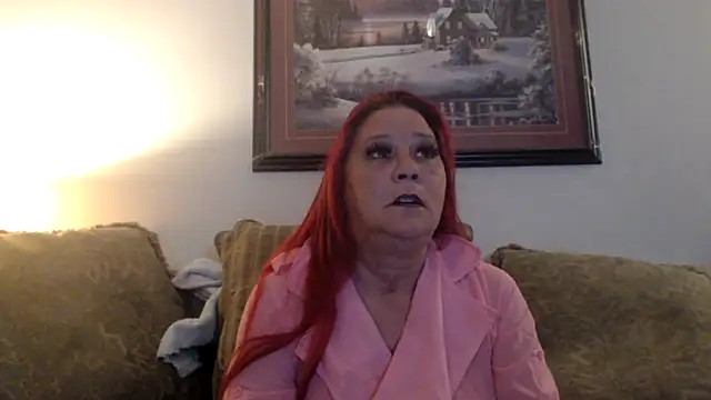 Snapshot of LexxiLeeds chatting on 8, 10, 2025 LexxiLeeds online show from 8, 10, 2025