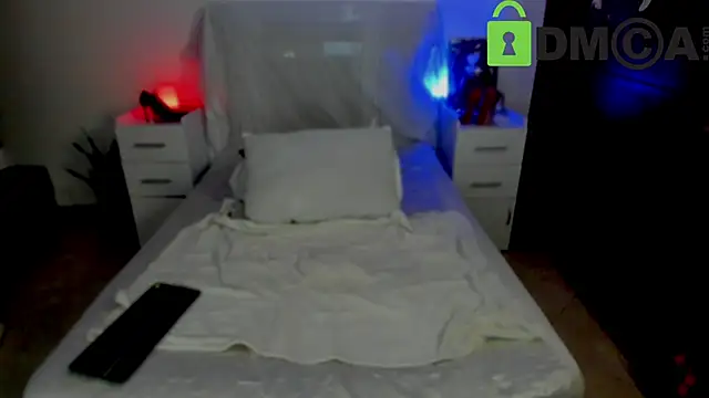 Lucyerobbie online show from 21, 2, 2025