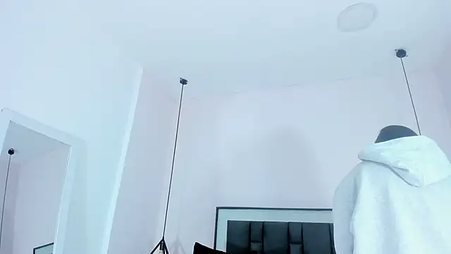 victoria cooper3 online show from 19, 11, 2025