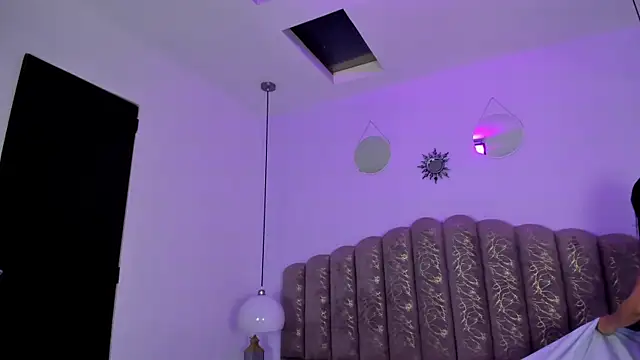 victoria cooper3 online show from 28, 2, 2026