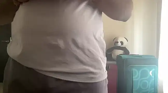 Snapshot of dhruv-sluppy chatting on 2, 1, 2025 dhruv-sluppy online show from 2, 1, 2025