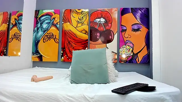 NICOLSKINNY1 online show from 27, 1, 2025