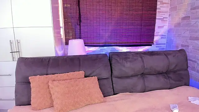 cinnamon kyla online show from 14, 2, 2025