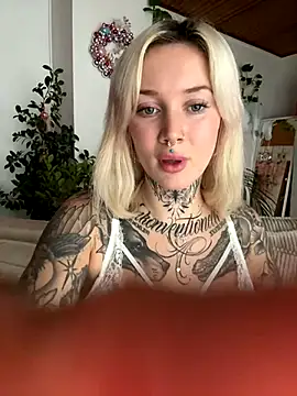 Snapshot of Stella-Kink chatting on 8, 12, 2024 Stella-Kink online show from 8, 12, 2024