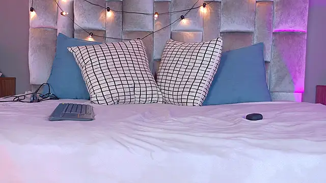 Snapshot of nahomi_campbell chatting on 18, 2, 2026 nahomi campbell online show from 18, 2, 2026