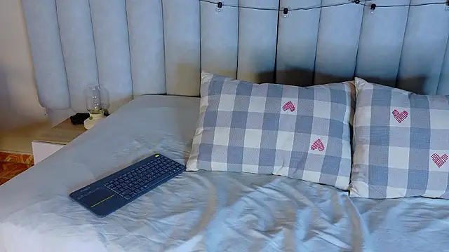 Snapshot of nahomi_campbell chatting on 2, 3, 2026 nahomi campbell online show from 2, 3, 2026