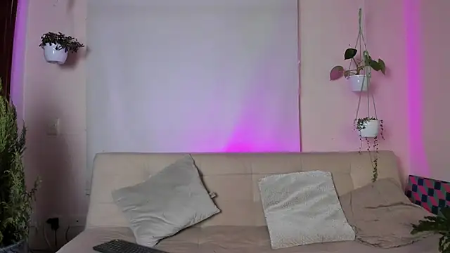 roselinedior online show from 3, 2, 2025