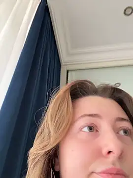 curvyflawless online show from 5, 12, 2025